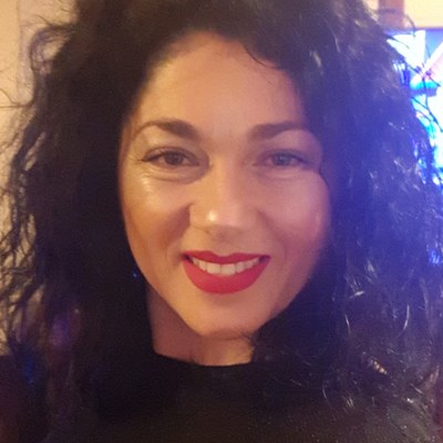 MARIANA L., 46 de ANI, Arad